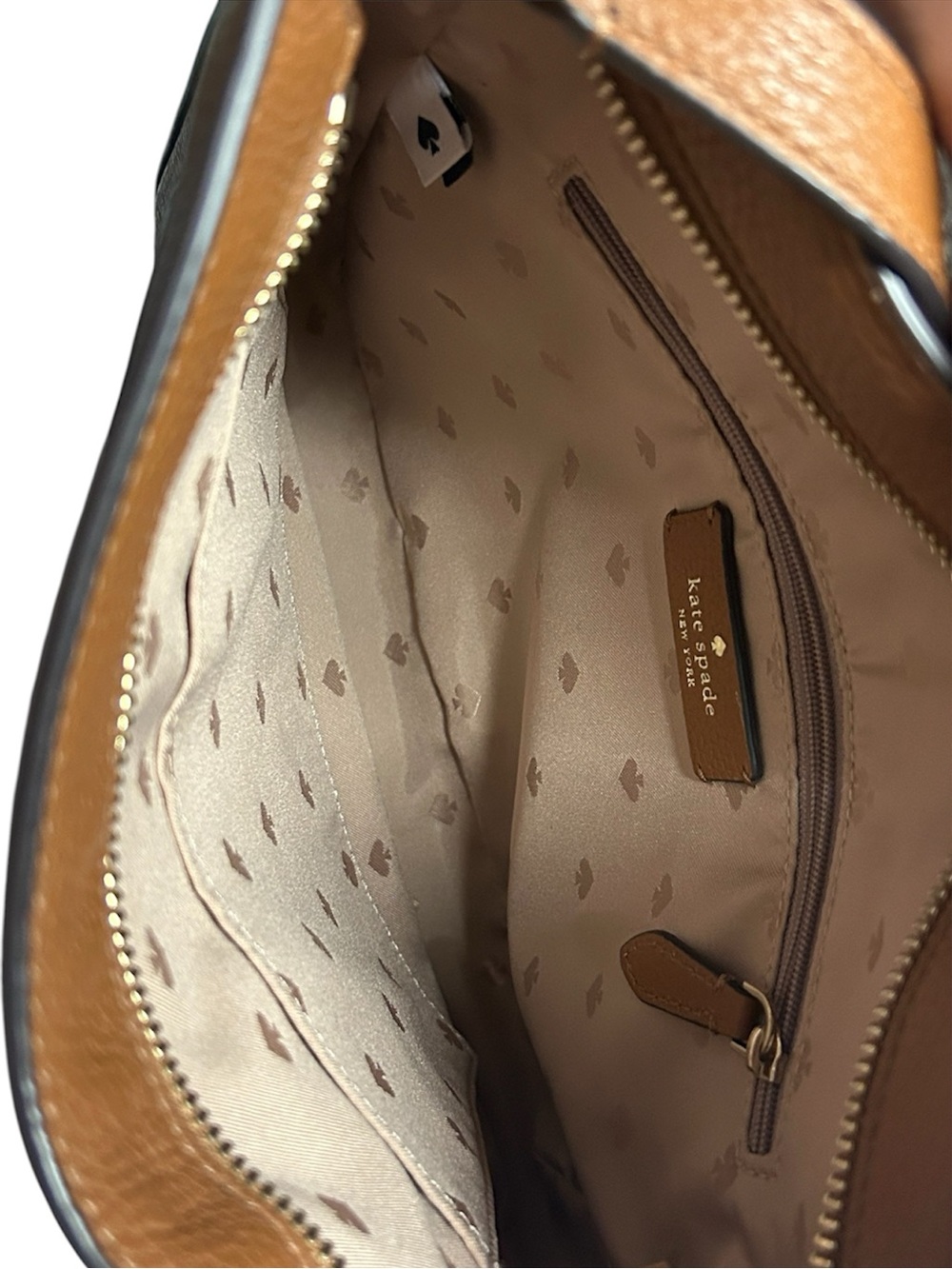Kate Spade’s Leila Pebbled Leather Crossbody - Picture 5 of 6